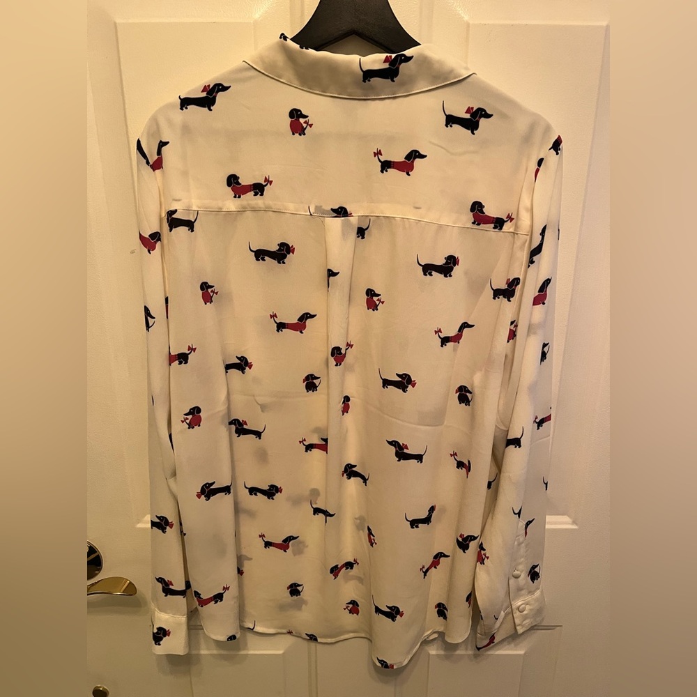 Torrid Ivory Madison Georgette Dachshund DOG Print Top Size 1 Classic Fit - Picture 7 of 9